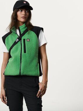 66 North Tindur Shearling Vest - Unisex Size XS, Black